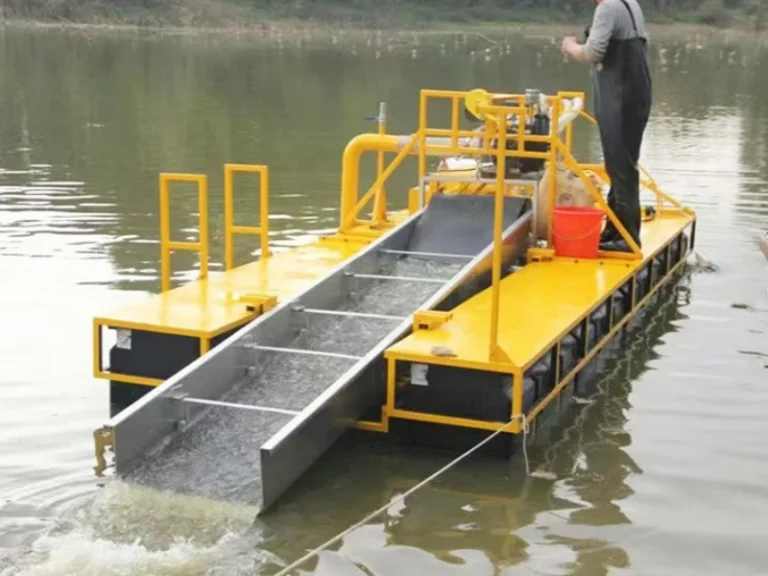 Fixed-hull 8-inch gold panning boat